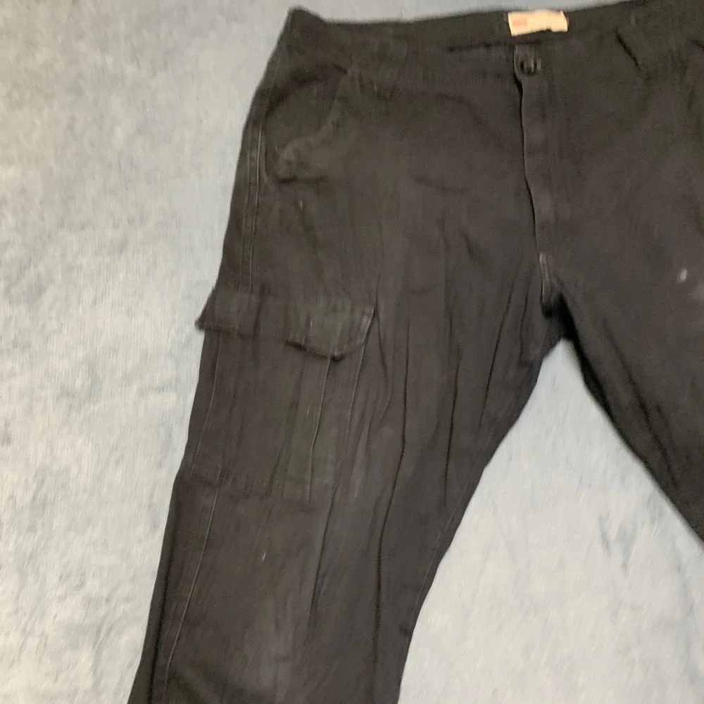 Wrangler Authentics Cargo Pants Mens 36x30 Black Relaxed Fit High Rise Utility